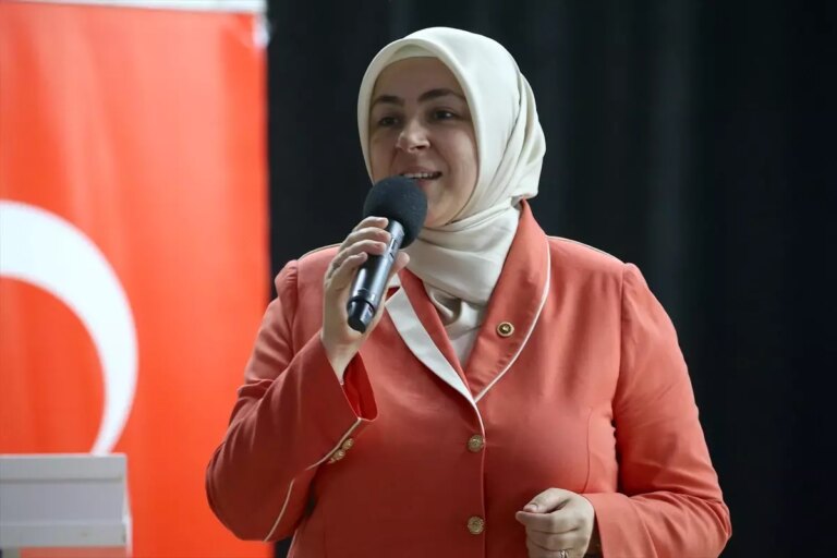 ak parti genel merkez kadin kollari baskani ercan karsta konustu aciklamasi Qb6gn9HD