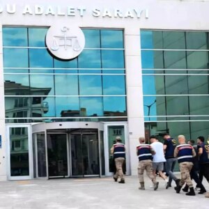 kabaduzde kundaklama olayinda 3 tutuklama AeKlrFVw