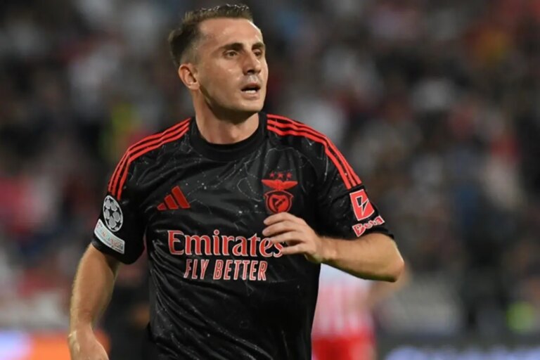 kerem akturkoglunun sosyal medyaya dusen fotografi olay oldu qsQ7svKF