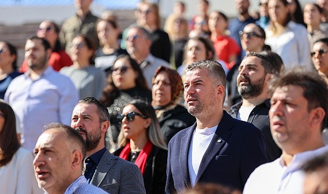 bucali miniklerden duygu dolu kutlama p9iYrU1q.jpg