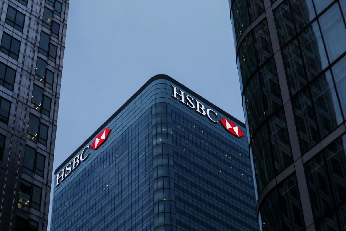 hsbcnin ucuncu ceyrek k ri beklentilerin altinda kaldi madoff davasi icin ayrilan 11 milyar dolar k ri asagi cekti Z28suHEk.jpg