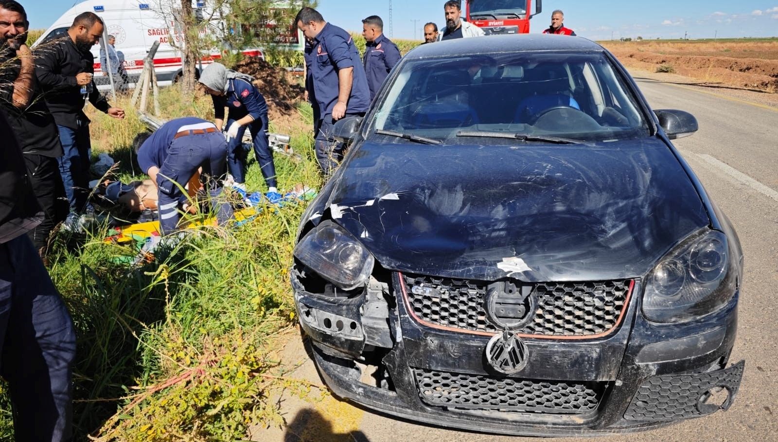 mardinde otomobil ile motosikletin carpistigi kazada 1 kisi yaralandi yaNexCR6.jpg