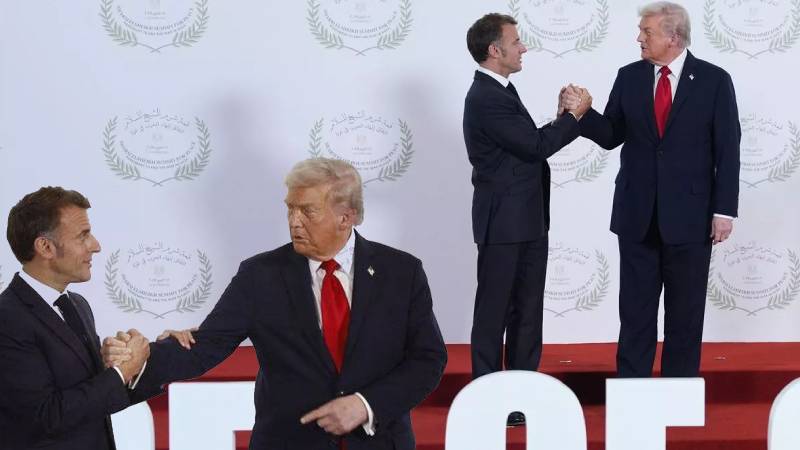 trump ve macron 26 saniye boyunca el sikisti abd baskani tehdit mi etti JJ7Du7gt.jpg