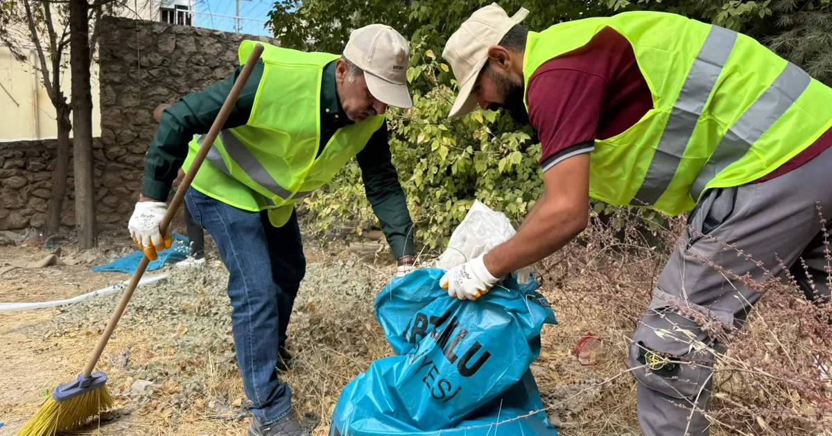 mardin artuklu belediyesinden cop uyarisi 6DVvYDmD.webp