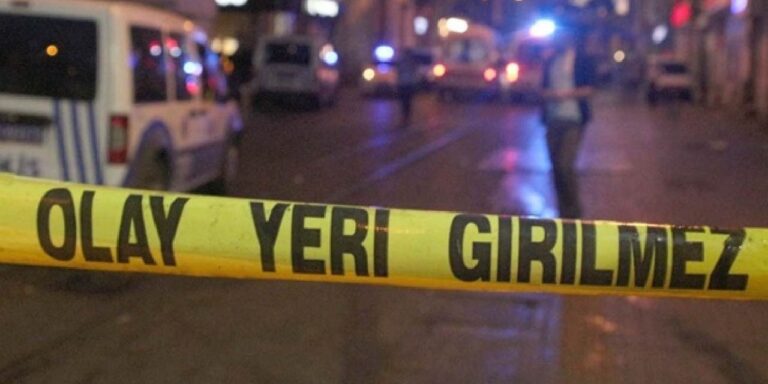 ayni-mahallede-ikinci-cinayet-isten-evine-donen-taksici-sokakta-olduruldu-fzlzE3dE.jpg