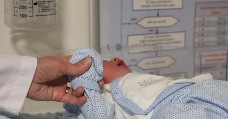 bursa-sehir-hastanesinde-ilk-tup-bebek-dunyaya-geldi-YPGtE84V.webp
