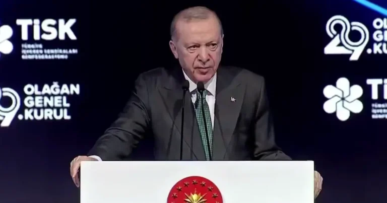 cumhurbaskani-erdogan-eknomide-buyume-suruyor-is-dunyasina-yeni-mujdeler-verdi-Ukt7lb5O.webp