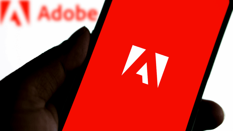 adobe-acrobat-yapay-zeka-destegiyle-pdfleri-podcastlere-donusturuyor-HwbndmLC.png