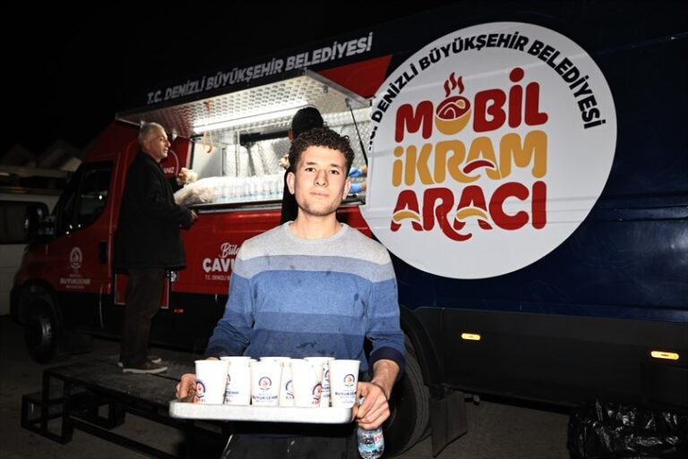 buyuksehirin-mobil-ikram-araclari-1-yasinda-AL2nnvqS.jpg