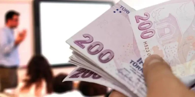 bayram-tatili-ve-ara-tatil-icin-ogretmenlerden-yoneticilerden-kesilecek-ek-ders-ucretler-belli-oldu-qph2DSml.webp