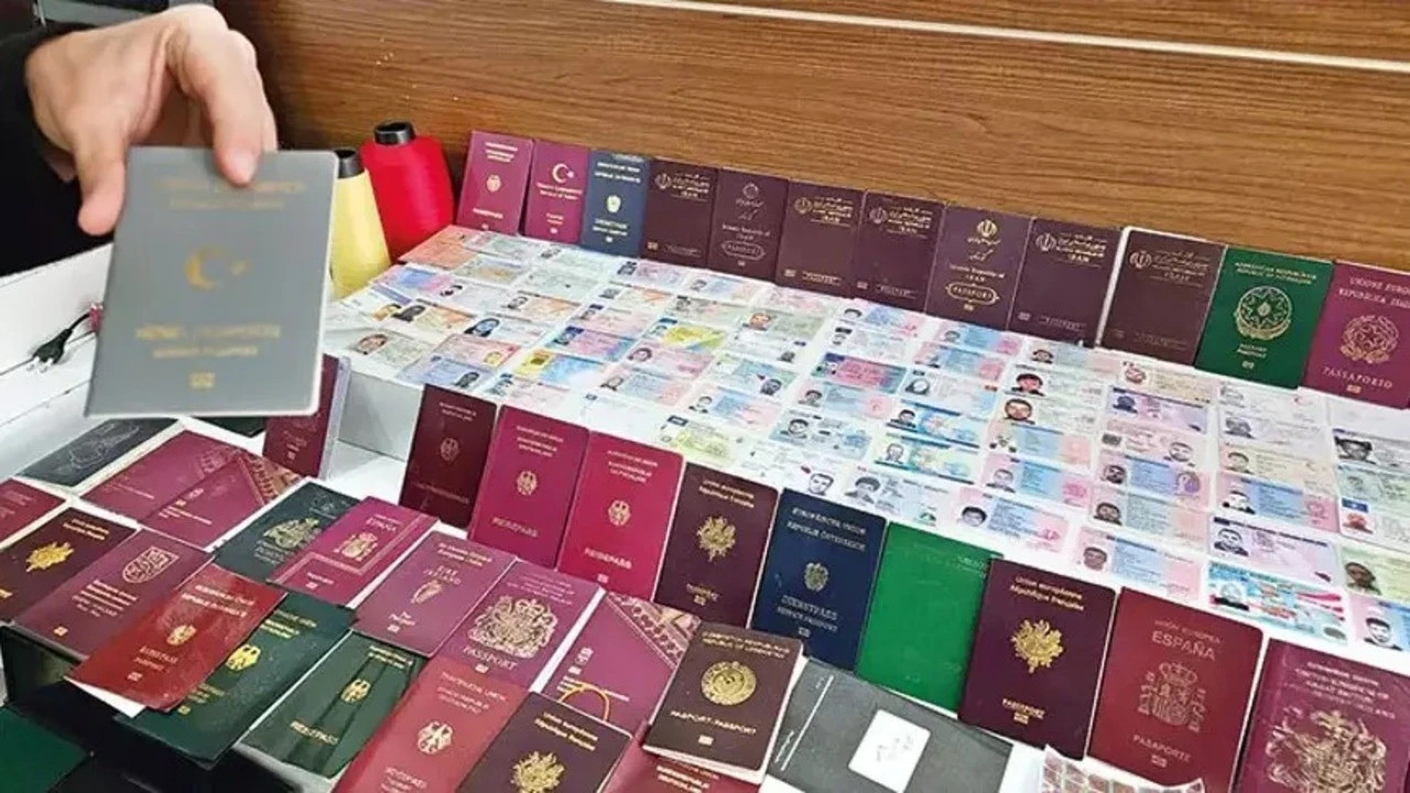 İstanbul’da Sahte Pasaport Operasyonu: 8 Şüpheli Gözaltında
