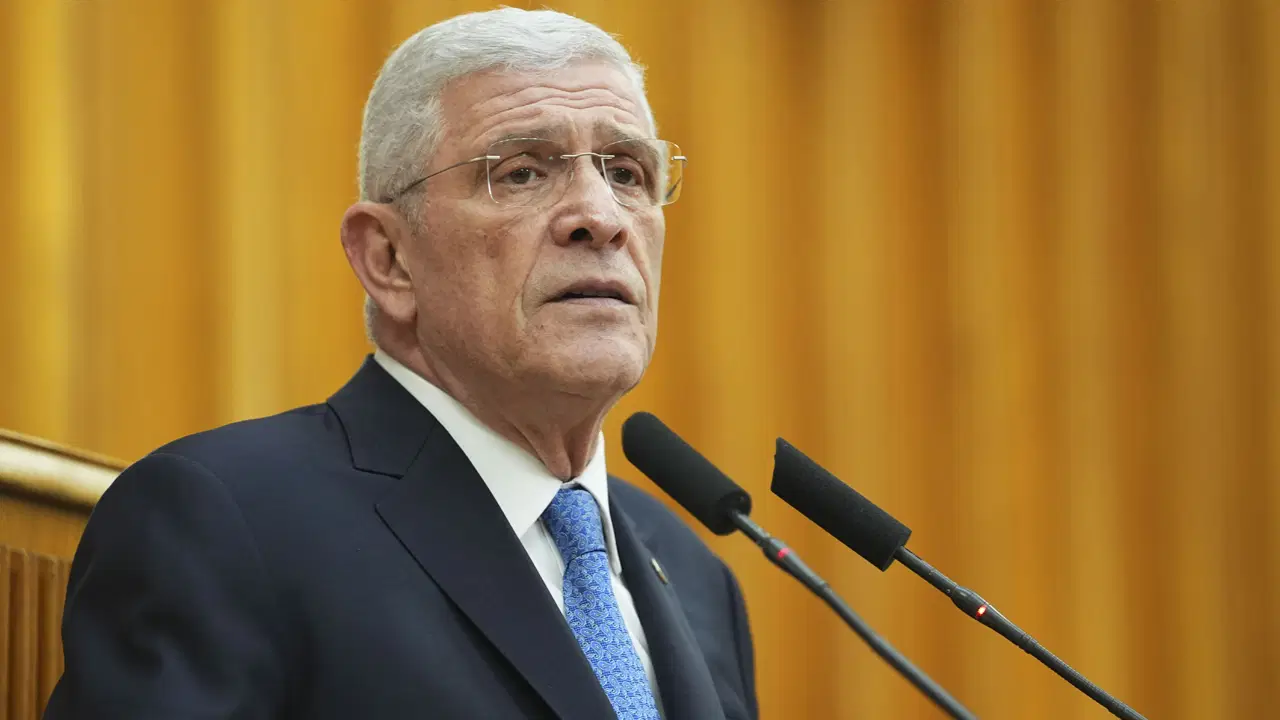 Müsavat Dervişoğlu’ndan Burcu Köksal’a Tepki: ‘Uyarılarımı Ciddiye Almayanlar…’