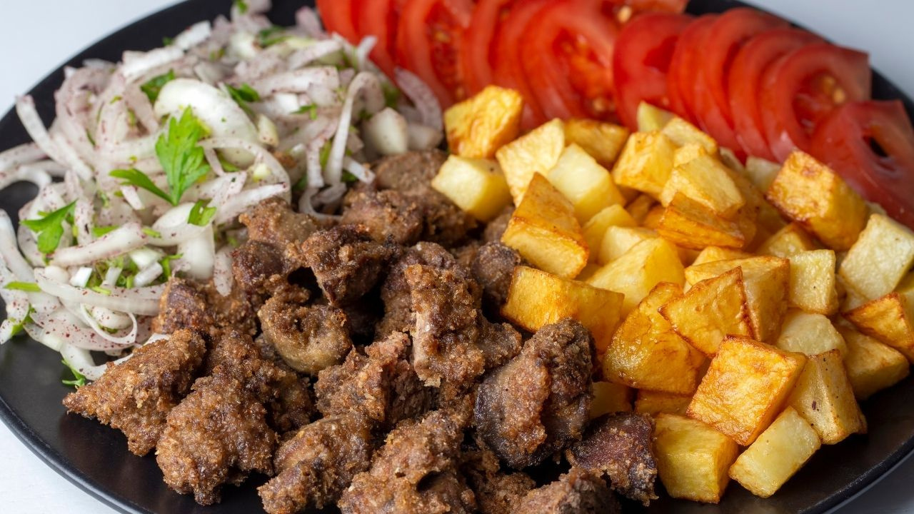 SGK’dan Yemek Ücreti Düzenlemesi: Günlük Limit 300 TL’ye Çıkartıldı