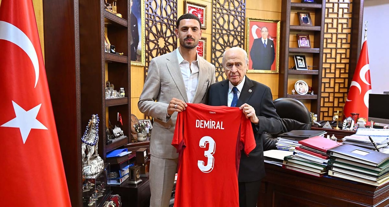 Milli futbolcu merih demiral bahceliyi ziyaret etti gaYLxj7Z